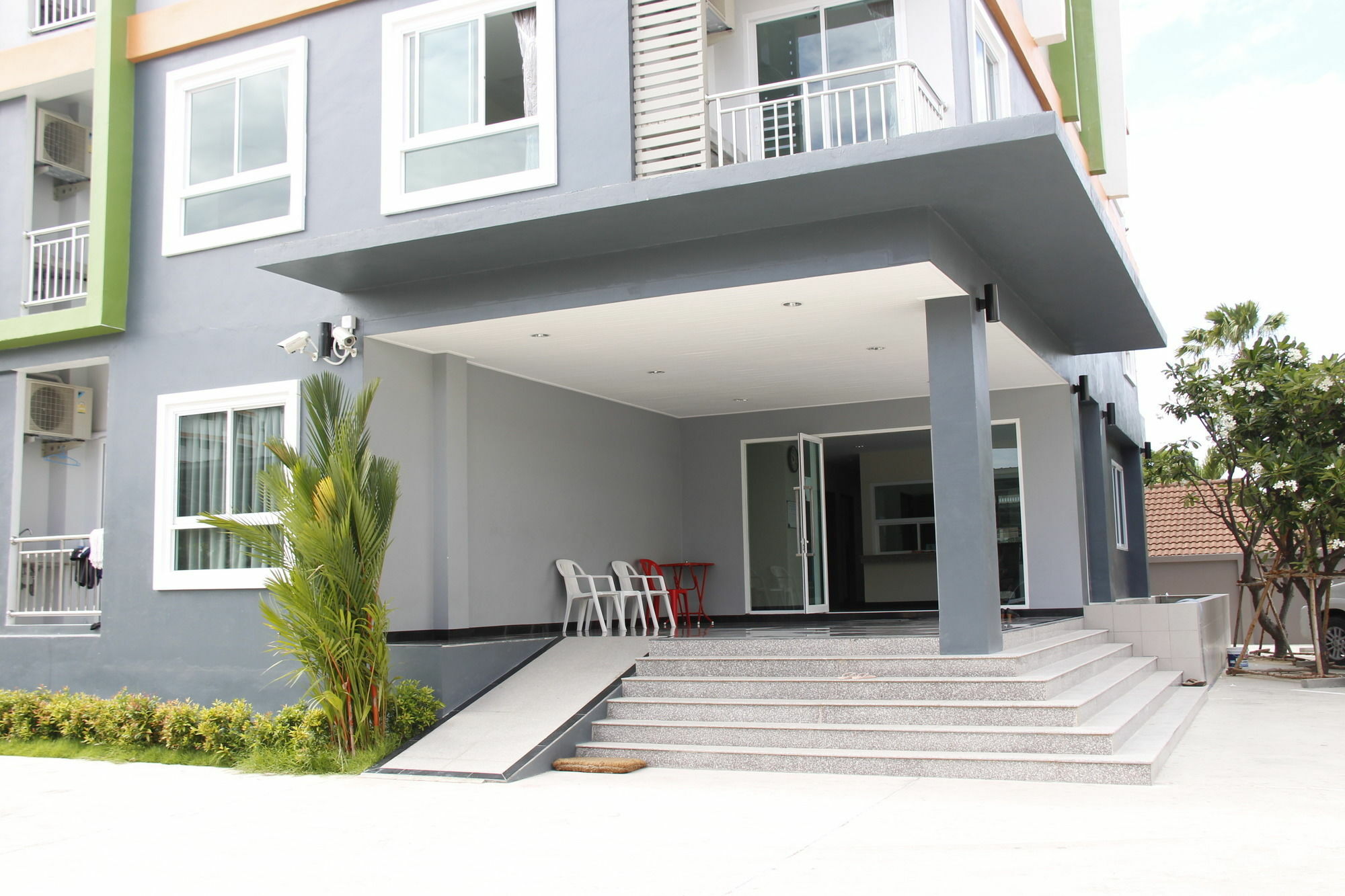 The Precious Aparthotel HHQ Exterior photo